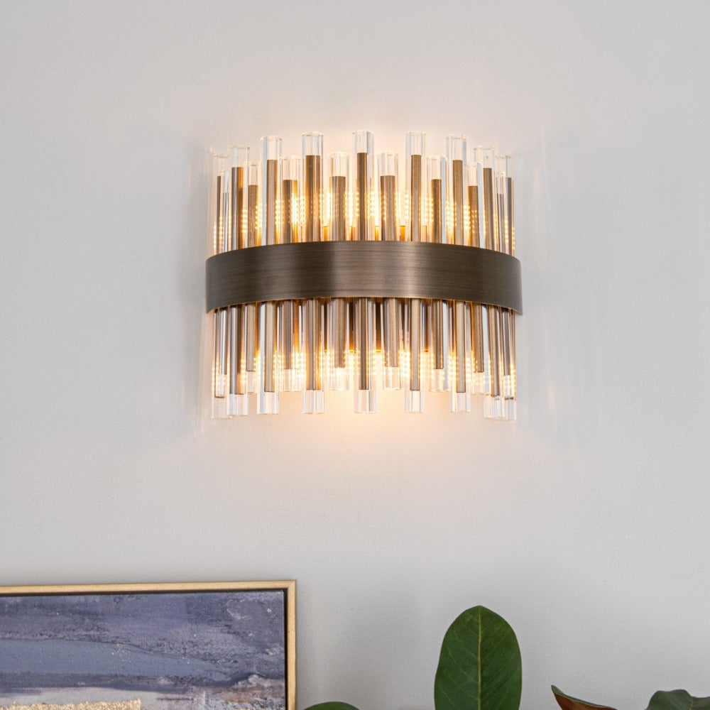 Colmar Antique Brass Finish Wall Lamp Colmar Antique Brass Finish Wall Lamp